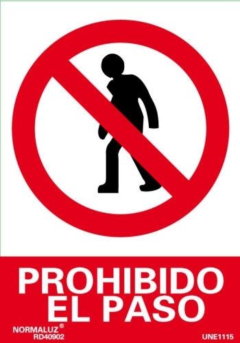 SEÑAL PVC PROHIBIDO PASO PERSONAS 21X30