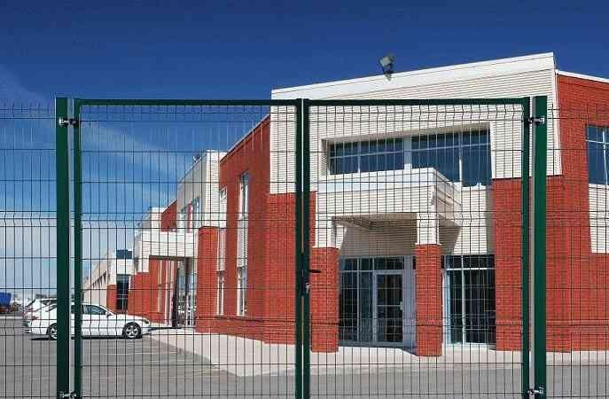 PUERTA HERCULES VERDE PEATONAL 1X1,5